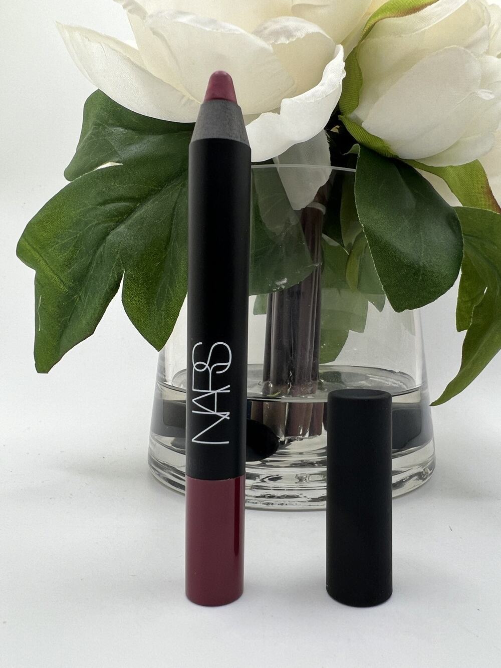 Nars Velvet Matte Lip Pencil DAMNED Size 0.08 Oz. / 2.4 g New